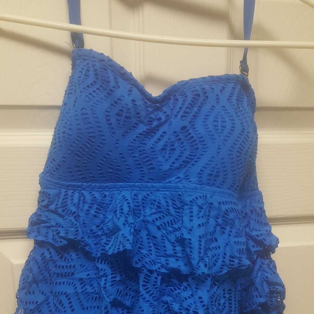 Island escape crochet tiered halter tankini size 8